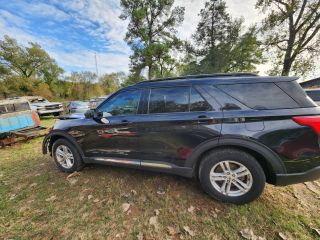 2022 Ford Explorer XLT - Exterior Side Driver Image